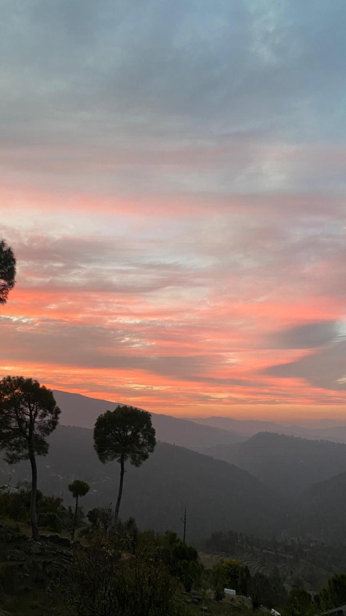 Little Frida- The Dak Bungalows Mukteshwar Exterior photo